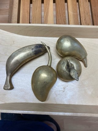 Esculturas de Frutas de Bronce