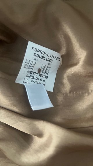 Chaqueta de cuero color camel