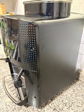 Cafetera Krups Negra, Modelo EA8150