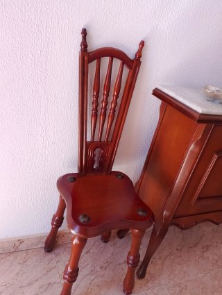 Mueble de entrada vintage dorado y madera