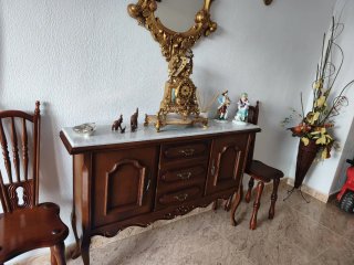 Mueble de entrada vintage dorado y madera
