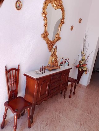 Mueble de entrada vintage dorado y madera