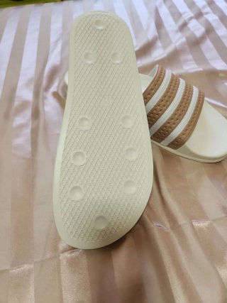 Ciabatte Adidas Adilette Beige e Bianche