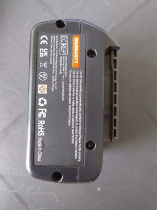 4 Baterías para Bosch PRO. 18V 8Ah Li-Ion BAT618