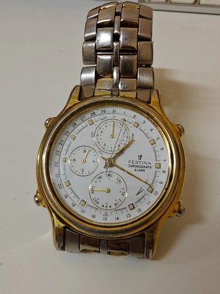 Reloj Festina Cronógrafo Alarma Oro/Plata