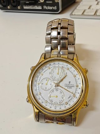 Reloj Festina Cronógrafo Alarma Oro/Plata