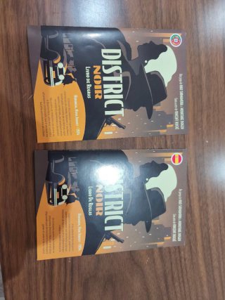 Jogo de Tabuleiro District Noir