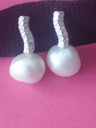 Pendientes perla blanca y plata