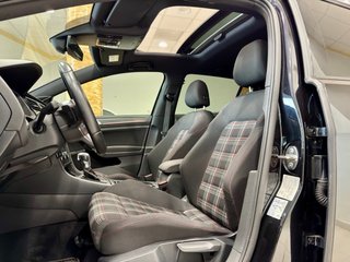Volkswagen Golf GTI PERFORMANCE 245CV DSG7