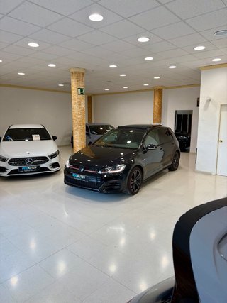Volkswagen Golf GTI PERFORMANCE 245CV DSG7