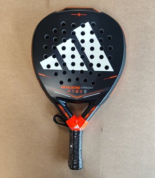 Adidas pala de pádel Metalbone Superlight 2026 !
