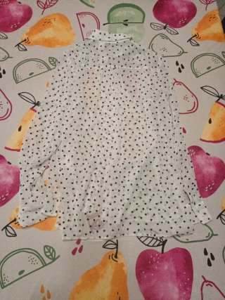 Camicetta H&M a cuori bianconera taglia XS