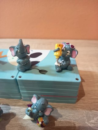 5 Figuras Elefantes Kinder Sorpresa Años 90