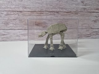 Figura AT-AT Star Wars Resina con Vitrina