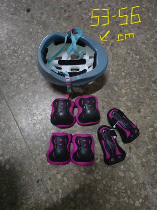 Casco y protecciones Frozen para patinar