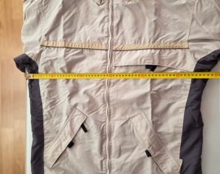 Chaqueta de nieve beige y gris Medidas en fotos