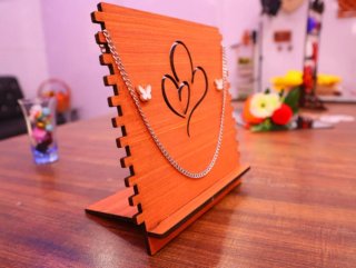 Soporte para joyas de madera nuevos