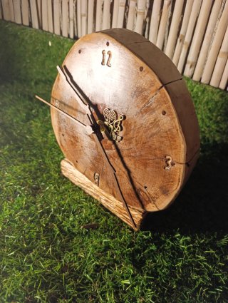 Reloj de Madera Artesanal