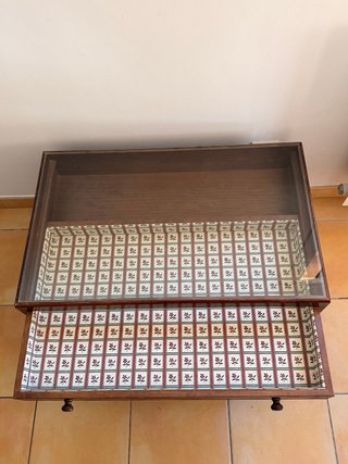 Mesa de centro de madera y cristal