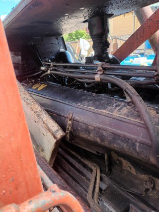 Tractor Lamborghini 1056 con pala