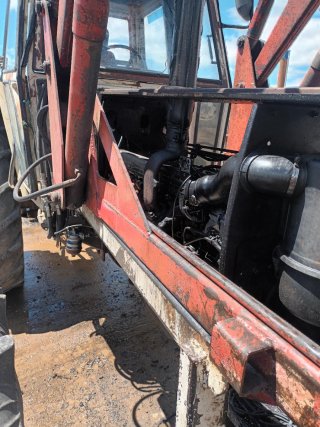 Tractor Lamborghini 1056 con pala