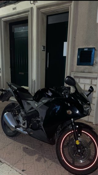 Honda CBR125R Negra 2011