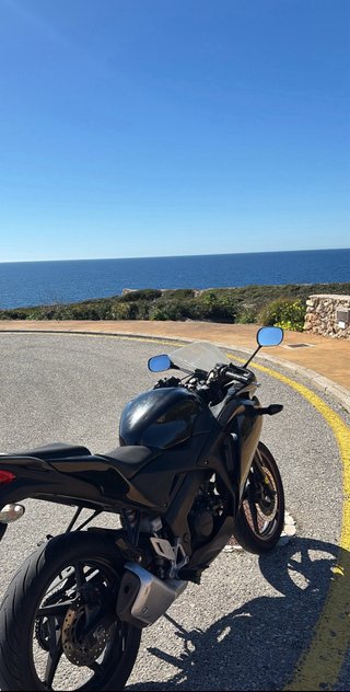 Honda CBR125R Negra 2011