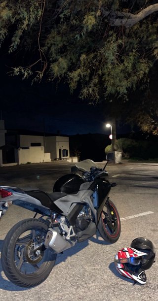 Honda CBR125R Negra 2011
