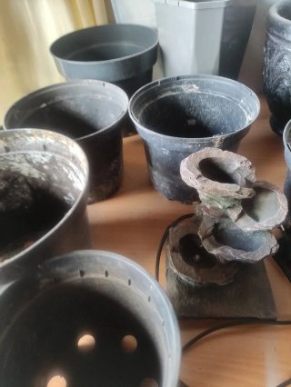 Lote macetas y cascada eléctrica