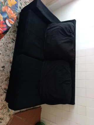 Sofá chaiselongue negro tela