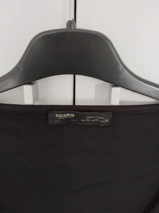 Pull&Bear Top Negro Manga Larga Corsé