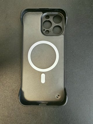 Funda iPhone 16 PRO MAX (‼️PRECIO NEGOCIABLE‼️)