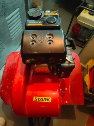 Motoazada Stark 40.