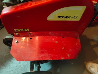 Motoazada Stark 40.