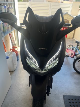 Honda Forza 125 Negra