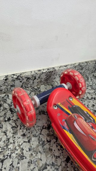 Patinete 3 Ruedas Rayo McQueen