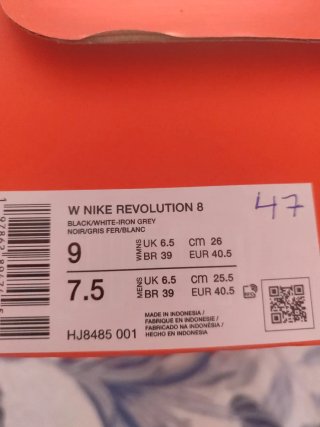 Zapatillas Nike Negras y Blancas
