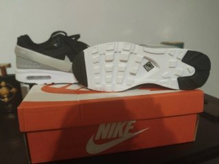 Zapatillas Nike Air Max Negras y Grises