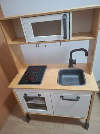 Cocinita de madera IKEA