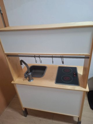 Cocinita de madera IKEA