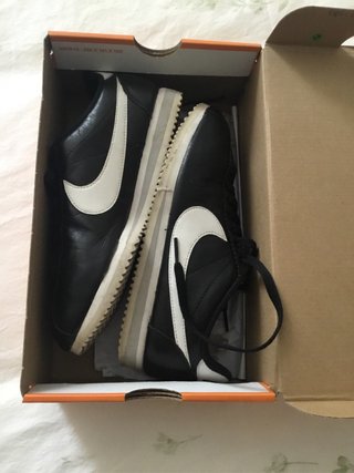 Nike Cortez Zapatillas Negras y Blancas