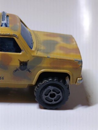 CHEVROLET BLAZER MILITAR 1/64 MAJORETTE
