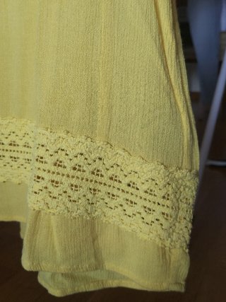 Top Blusa amarilla Riverside T.42