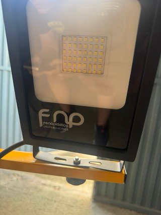 Foco LED Doble FNP con Trípode 2x20W