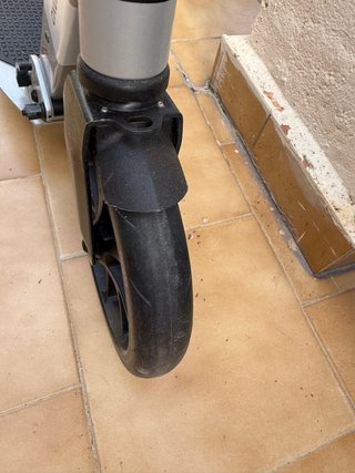 Patinete  gris
