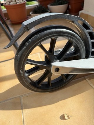Patinete  gris