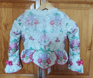 Traje Fallera niña + 2 Corpiños + manteletas