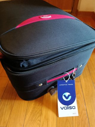 Maleta Grande Válisa Negra y Roja Nueva