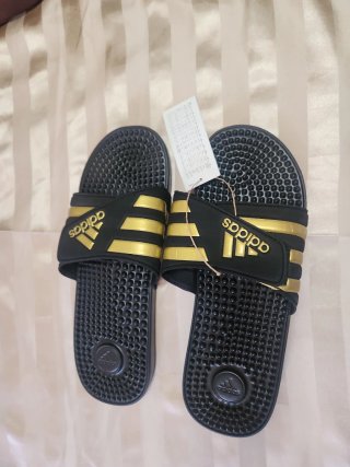 Ciabatte Adidas Adissage Nere e Dorate