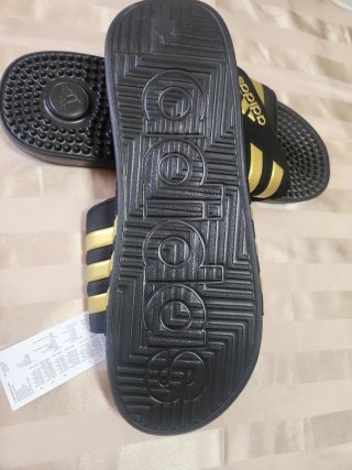 Ciabatte Adidas Adissage Nere e Dorate